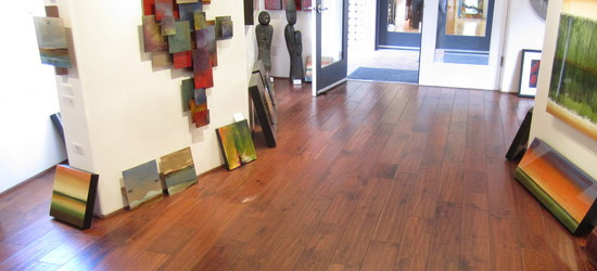 Laminate Flooring Styles Blend Trends with Tradition